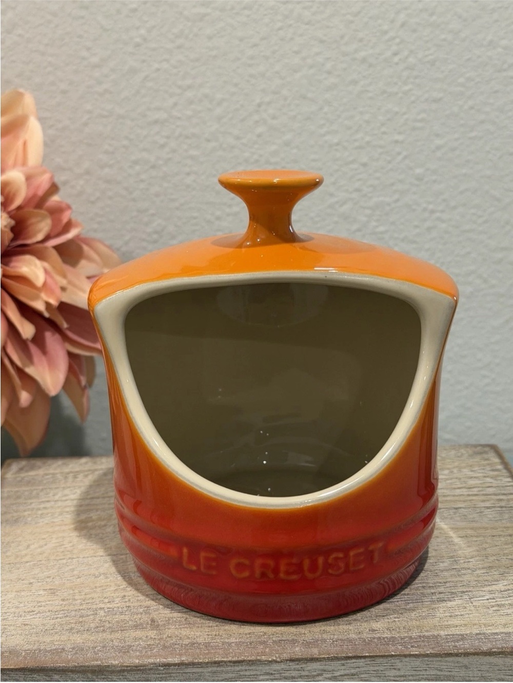 Le Creuset Stoneware Salt Keeper 300ml / 10oz ~ FLAME (Volcanique)
